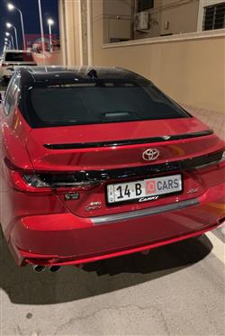 تۆیۆتا کامری